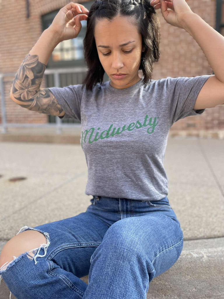 Midwesty® Tee in Gray