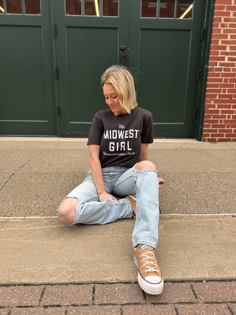 Jackson Street Tee in Coal