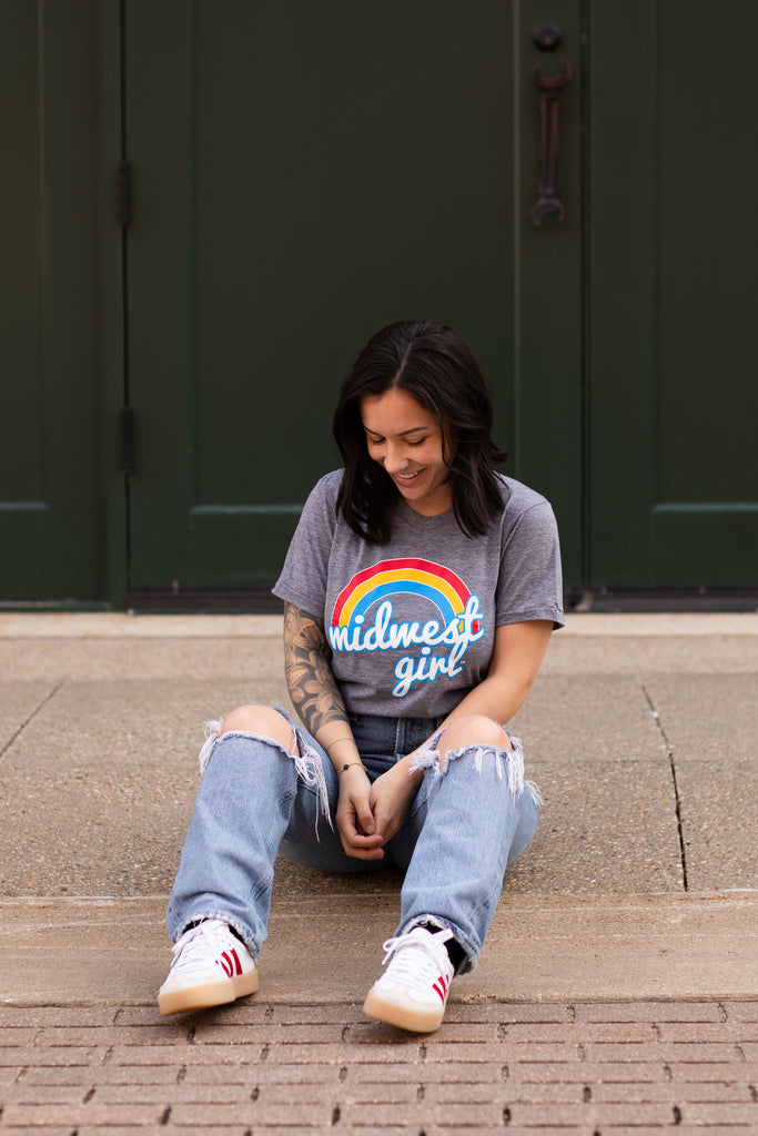 Midwest Girl Rainbow Tee in Gray