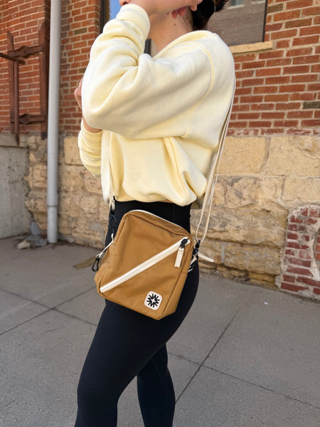 Mini Messenger Honey