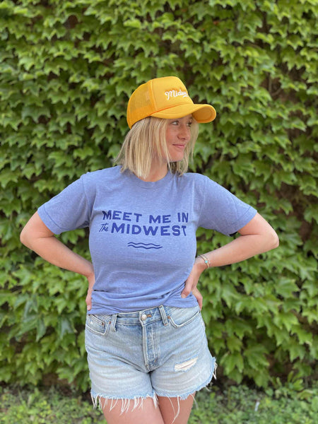Meet Me in the Midwest Tee in Light Blue