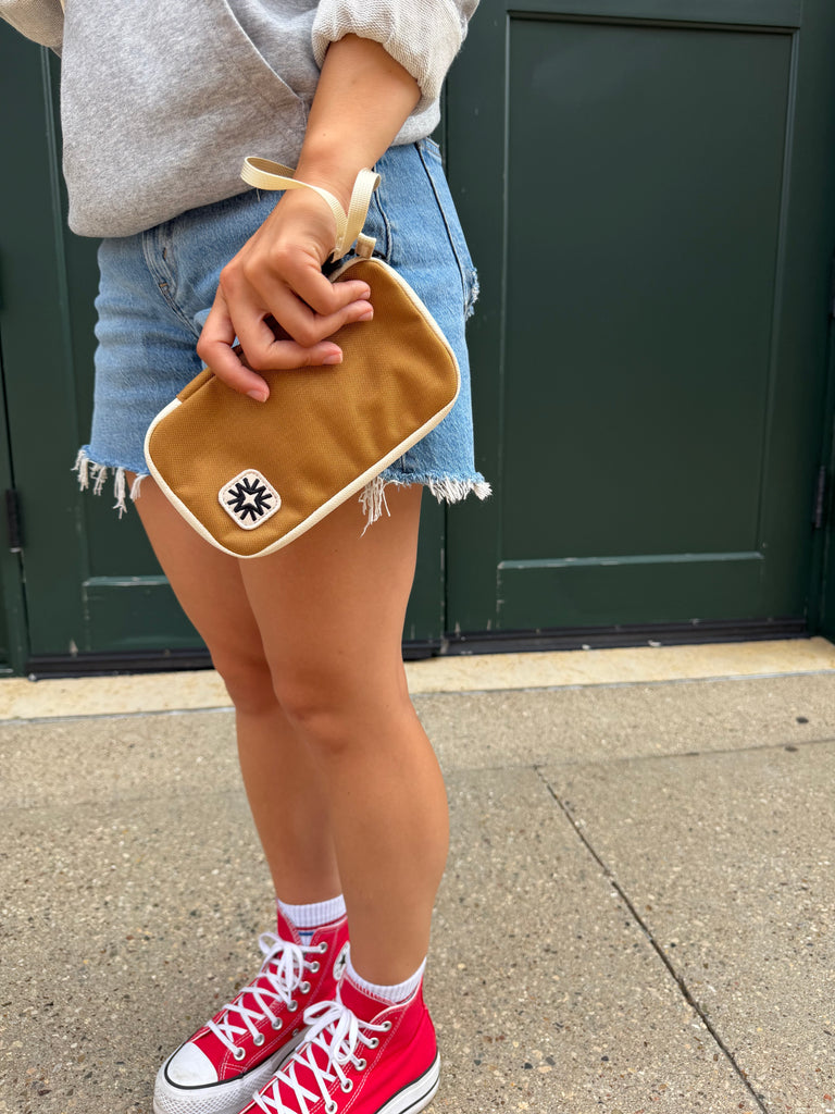 Mylee Clutch Honey