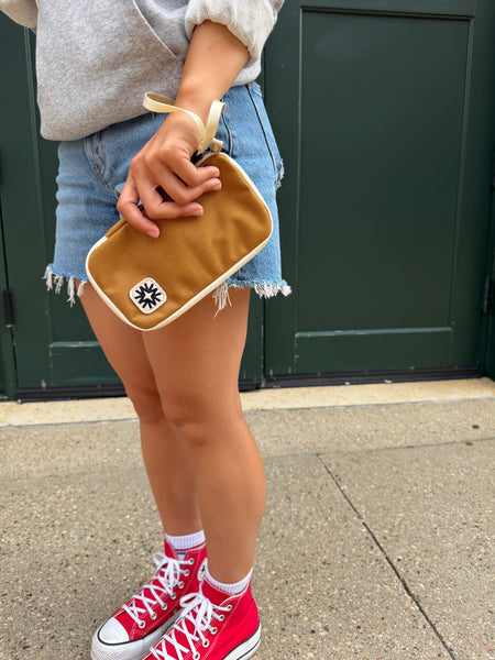 Mylee Clutch Honey
