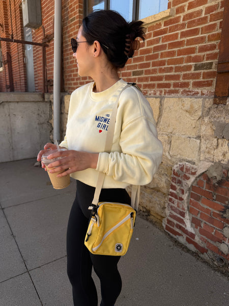 Mini Messenger Bag in Lemon