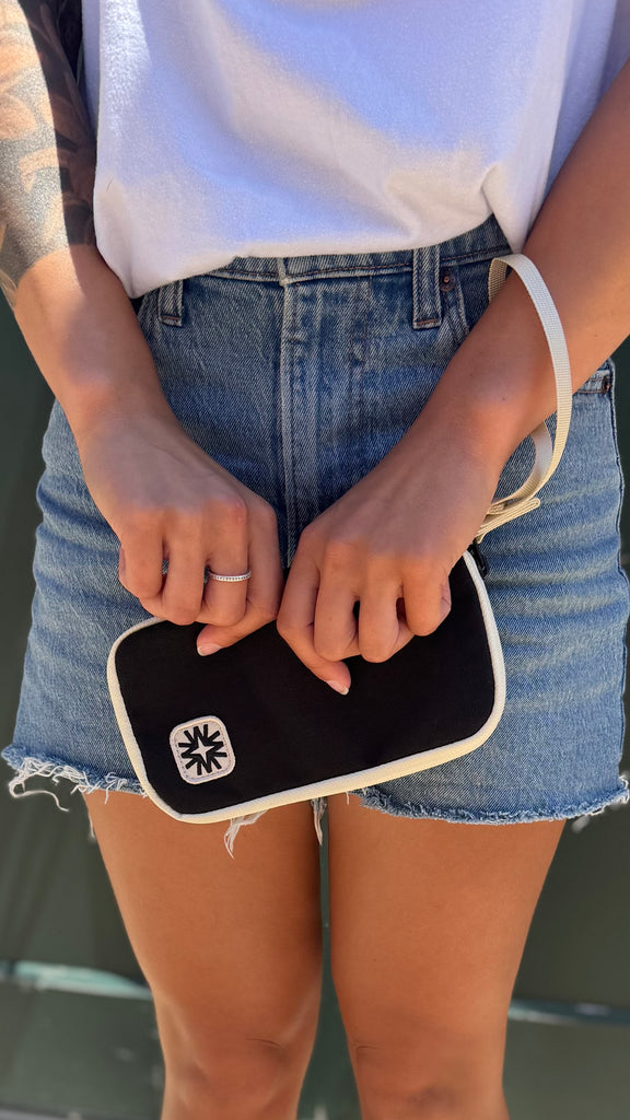 Mylee Clutch Black