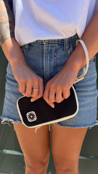 Mylee Clutch Black