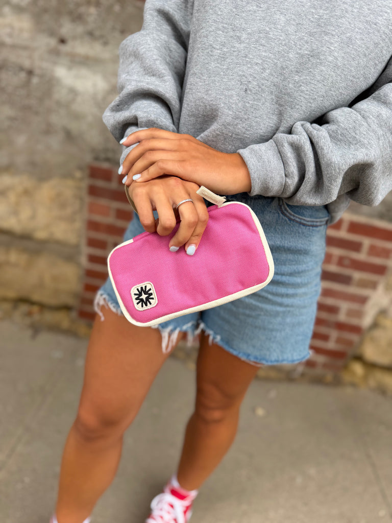 Mylee Clutch in Bubblegum Pink